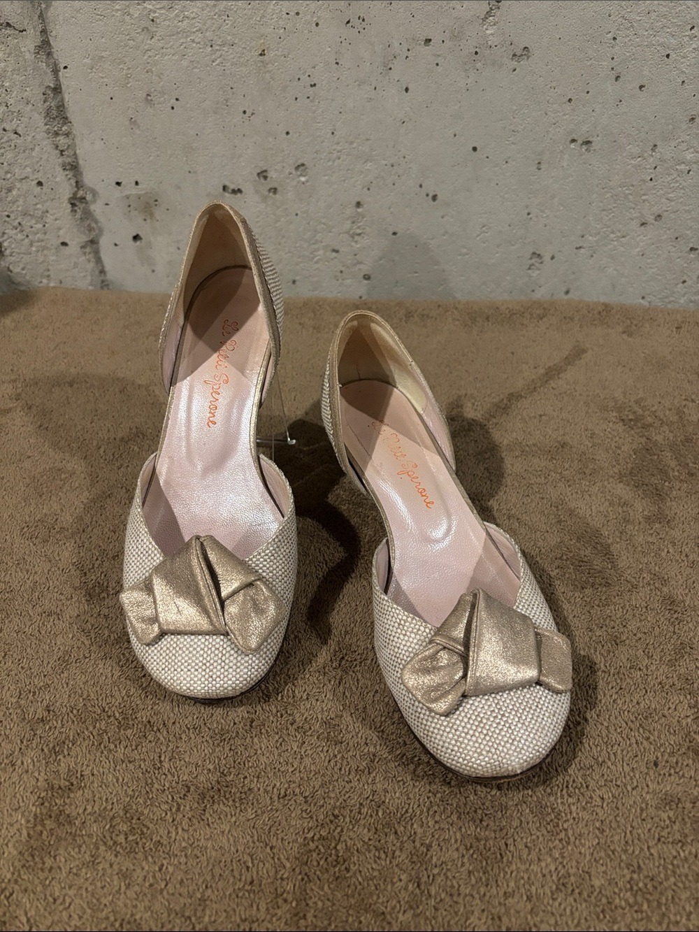 Le Petit Sperone Cream D'Orsay Kitten Heels w/ Gold Leather Trim & Bow-SZ 36.5